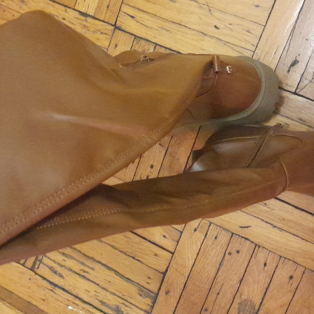 Long knee boots - Picture 3 of 3